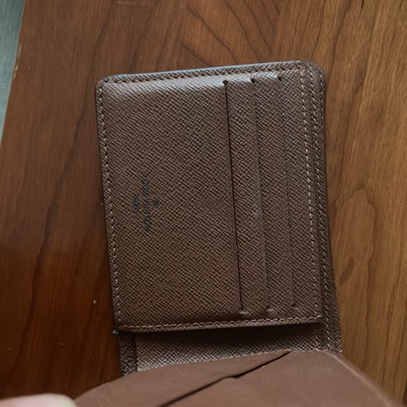 Louis Vuitton Wallet - Picture 2 of 7